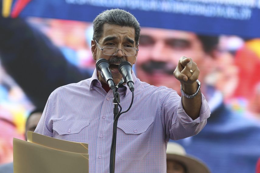 Maduro: Familias venezolanas sufren la agresión de Estados Unidos