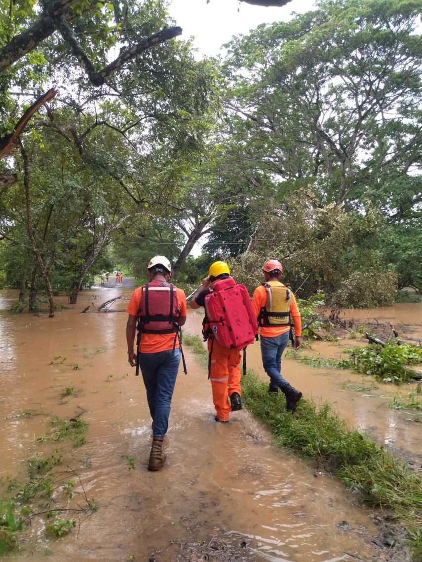 Se elevan a cuatro los fallecidos por las fuertes lluvias en Panamá. Se elevan a cuatro los fallecidos por las fuertes lluvias en Panamá.