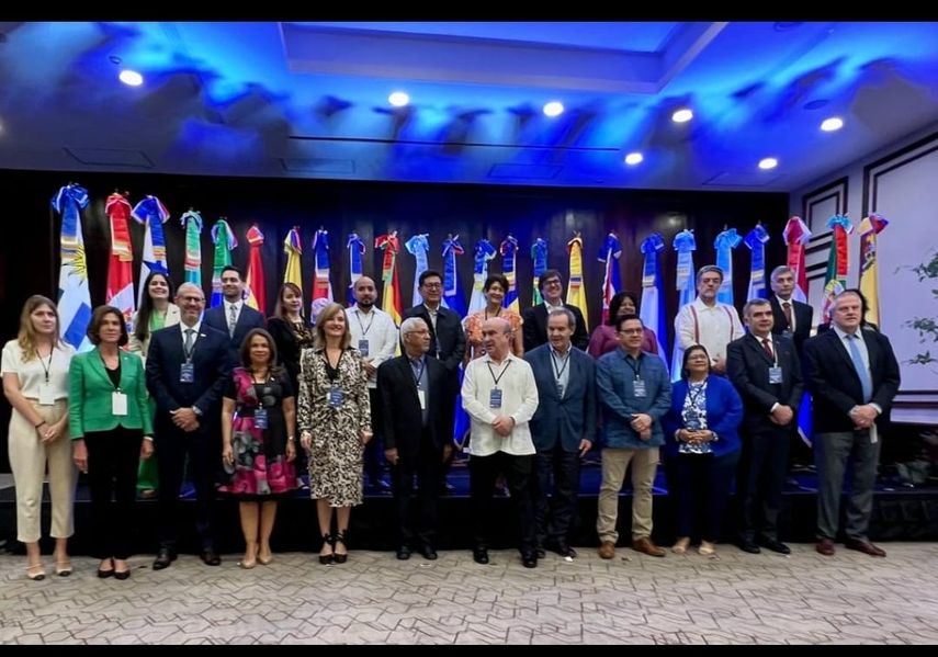 Ministros de Educación de la región, se reunirán en abril