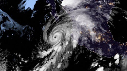 Huracán Grace se degradó  a categoría 1 en su avance sobre México