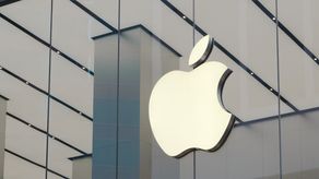 Trump amenaza con nuevos aranceles a la UE y a Apple