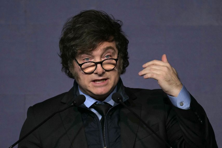 Milei espera que Trump y Netanyahu rescaten a rehenes argentinos en Gaza. Milei espera que Trump y Netanyahu rescaten a rehenes argentinos en Gaza.