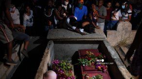 Doloroso adiós a venezolanos que naufragaron rumbo a Trinidad y Tobago