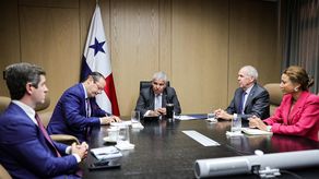 Una reunión sostuvo el presidente José Raúl Mulino con los embajadores de Washington, OEA, y la ONU para evaluar la posición de Panamá frente al tema de Venezuela, previo a la reunión que sostiene este lunes –5 de enero- el Consejo de Seguridad de las Naciones Unidas.