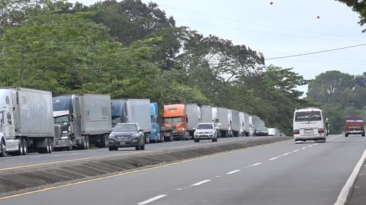 Después del cierre del domingo pasado, y pérdidas millonarias, los transportistas de carga fueron incluidos en una mesa de trabajo, cuya sesión analizará el aumento en la tarifa de transporte de Panamá y Centroamérica.