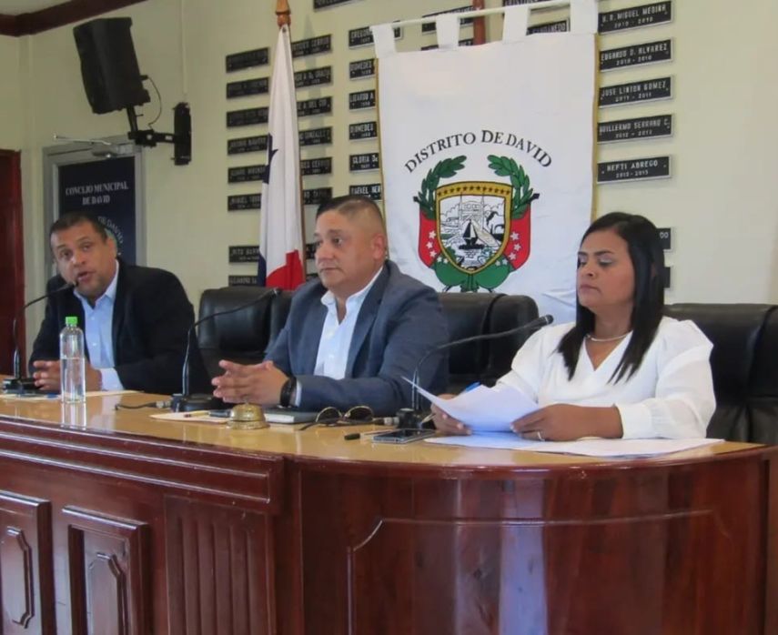 El alcalde Antonio Araúz