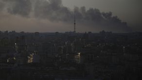 Ejército de Rusia bombardea escuela que servía de refugio