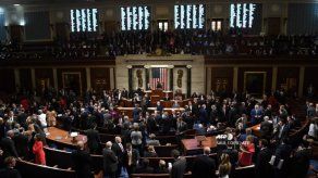 Cámara Baja de EEUU aprueba juicio político a Trump por abuso de poder