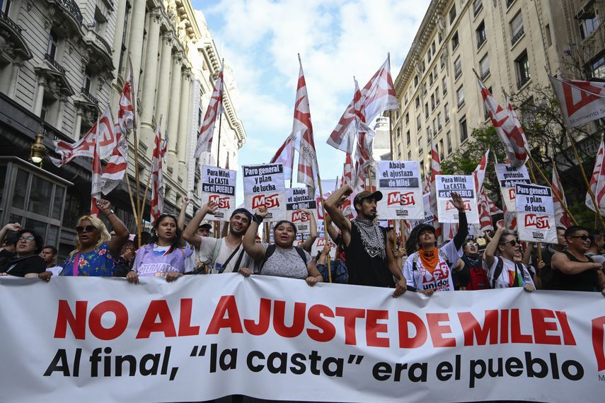 Javier Milei Presenta Paquete De Leyes Al Congreso Argentino