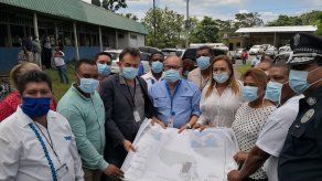 Firman planos para la construcción del nuevo Hospital de Almirante