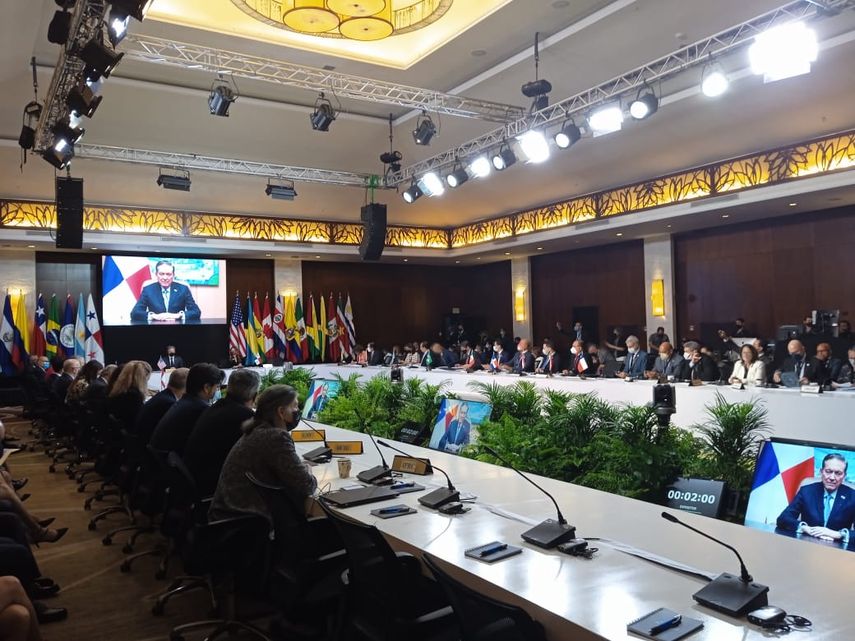 En un video al inicio de la reunión, el presidente de Panamá, Laurentino Cortizo, indicó que la migración irregular es responsabilidad de todos y exige un esfuerzo conjunto.