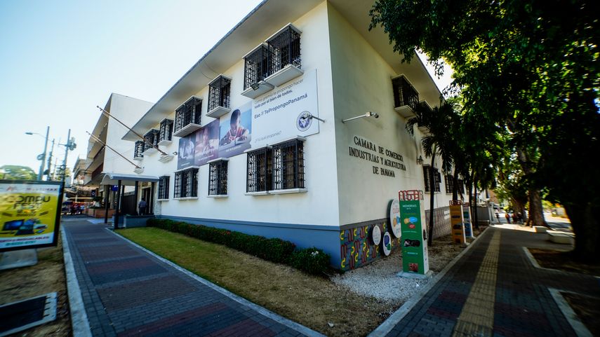 Cámara de Comercio brindará propuestas concretas y sin populismo en Agenda País. Cámara de Comercio brindará propuestas concretas y sin populismo en Agenda País.