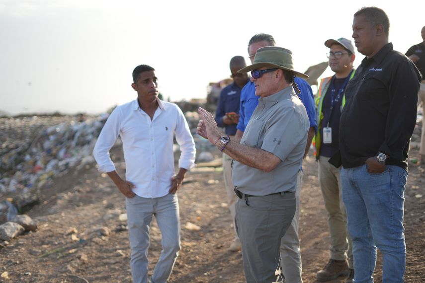 La crisis ambiental en Cerro Patacón sigue sin resolverse completamente, a pesar de los esfuerzos por mitigar su impacto. La crisis ambiental en Cerro Patacón sigue sin resolverse completamente, a pesar de los esfuerzos por mitigar su impacto. 