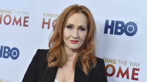 J.K. Rowling ofrecer donar hasta un millón de libras para huérfanos en Ucrania