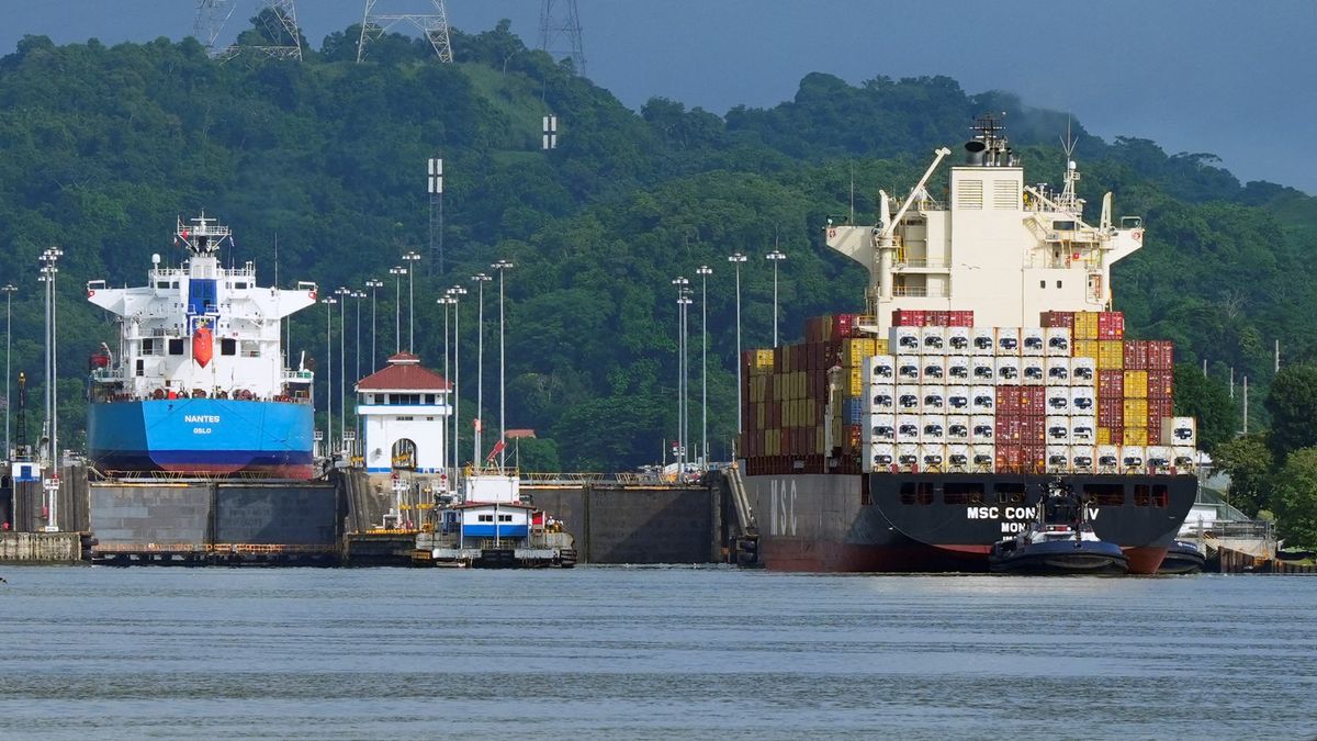 Canal de Panamá deja en pausa reducción del calado para octubre de 2026