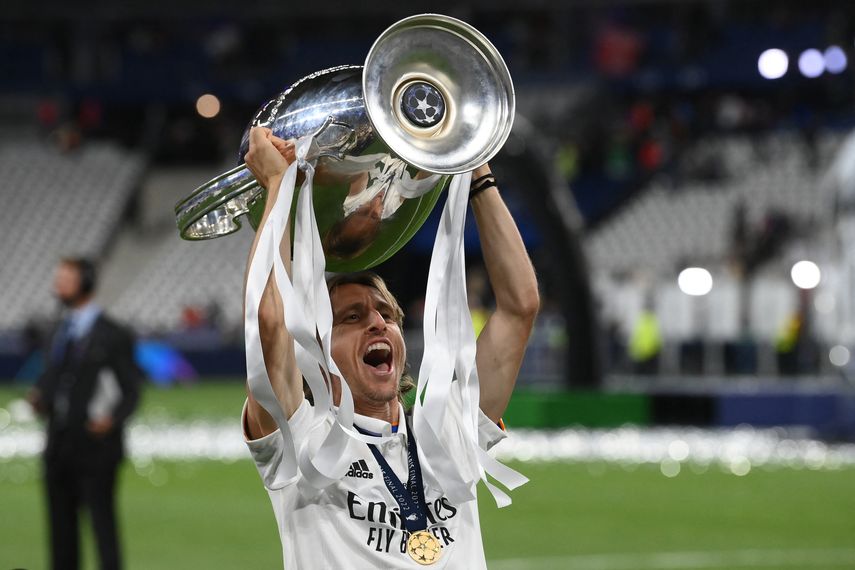 Luka Modric extiende contrato en el Real Madrid hasta 2024