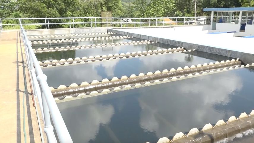 El IDAAN dio a conocer que tiene habilitadas sus líneas de consultas para responder las dudas que presenten sus usuarios en la provincia de Chiriquí. El IDAAN dio a conocer que tiene habilitadas sus líneas de consultas para responder las dudas que presenten sus usuarios en la provincia de Chiriquí.