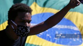 Jefe de la OMS advierte a Brasil que la situación es muy seria