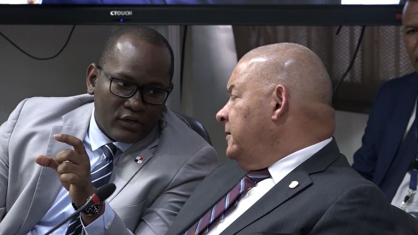 Los diputados piden mayor inversión en los gobierno locales.