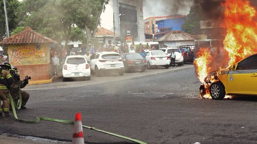 Un total de 199 emergencias relacionadas con vehículos incendiados han sido atendidas en Panamá durante los primeros cinco meses de 2026, según un informe del Benemérito Cuerpo de Bomberos de la República de Panamá.