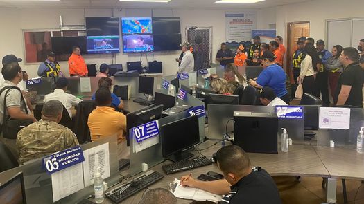 Las indicaciones que se dieron por medio del ministro Roger Tejada, fue activar el centro en David, porque con el evento simulado del terremoto se requería del apoyo del personal.