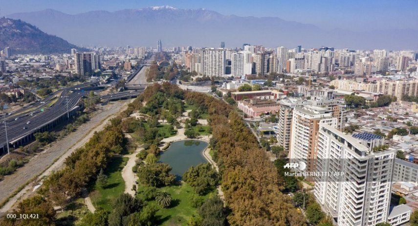 Chile avanza en desconfinamiento de Santiago con casos de covid-19 altos
