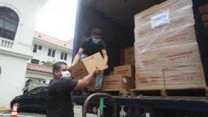 Laboratorio panameño dona 2 millones de tabletas de acetaminofén al MINSA