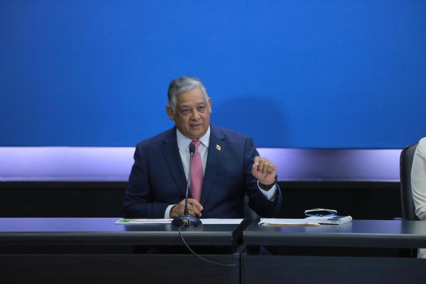 Panamá: Sequía y el frío en EEUU impulsan entre un 2 % y un 15 % la tarifa eléctrica. Panamá: Sequía y el frío en EEUU impulsan entre un 2 % y un 15 % la tarifa eléctrica.