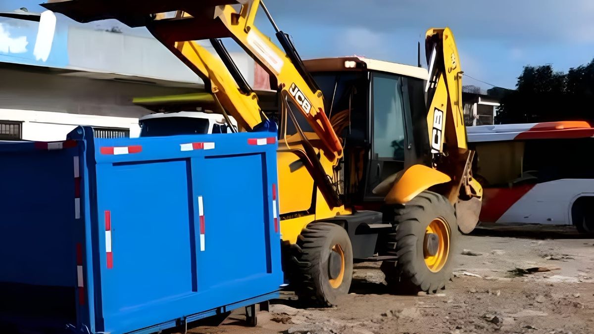 La instalación de cajas de la Autoridad de Aseo reemplazan a las que tenía instaladas Revisalud.