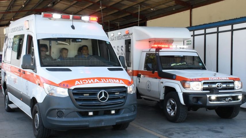 La Caja de Seguro Social (CSS) por motivo de las fiestas de Navidad y Año Nuevo, declaró, en todas sus instalaciones a nivel nacional, una Alerta Verde Institucional, que inicia a partir de las 12:00 mediodía de este martes, 24 de diciembre, y se extenderá hasta las 7:00 a.m. del jueves 26 de diciembre. La Caja de Seguro Social (CSS) por motivo de las fiestas de Navidad y Año Nuevo, declaró, en todas sus instalaciones a nivel nacional, una Alerta Verde Institucional, que inicia a partir de las 12:00 mediodía de este martes, 24 de diciembre, y se extenderá hasta las 7:00 a.m. del jueves 26 de diciembre.