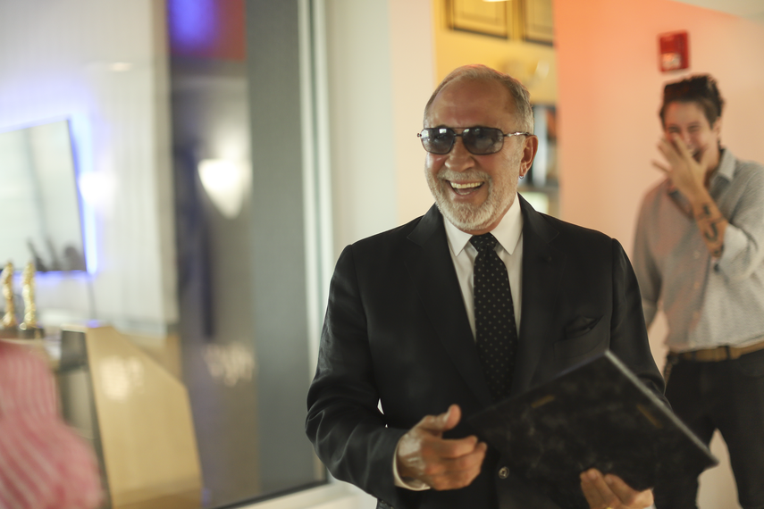 Emilio Estefan se unirá a la mesa de producción del próximo álbum de Los Rabanes