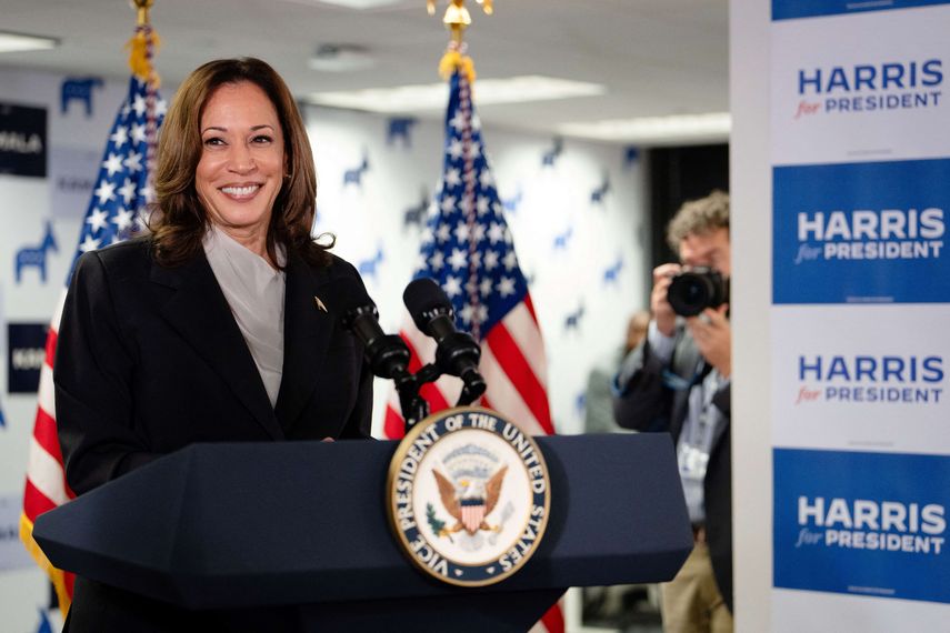 Kamala Harris parte como favorita para reemplazar a Biden en presidenciales de EEUU