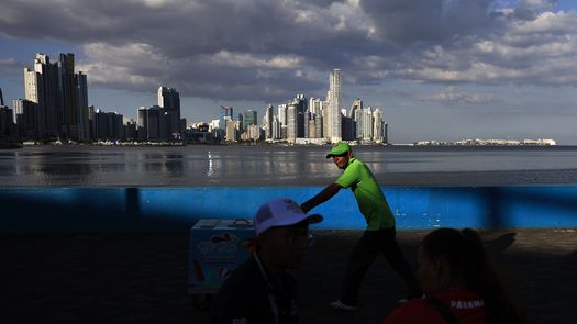 La inflación en Panamá registró una variación nacional del 0,9 % en marzo pasado, en relación con el mes anterior, impulsada por los sectores de transporte, servicios públicos y mantenimiento del hogar, según los datos del Instituto Nacional de Estadísticas y Censo (Inec). La inflación en Panamá registró una variación nacional del 0,9 % en marzo pasado, en relación con el mes anterior, impulsada por los sectores de transporte, servicios públicos y mantenimiento del hogar, según los datos del Instituto Nacional de Estadísticas y Censo (Inec).