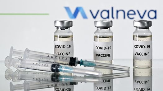 Reino Unido autoriza vacuna anticovid de laboratorio Valneva