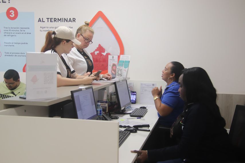 Jornada de donación de sangre exitosa en Centro Dona Vida. Jornada de donación de sangre exitosa en Centro Dona Vida.