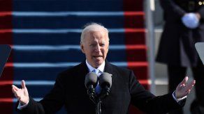 Biden jura como presidente de los Estados Unidos
