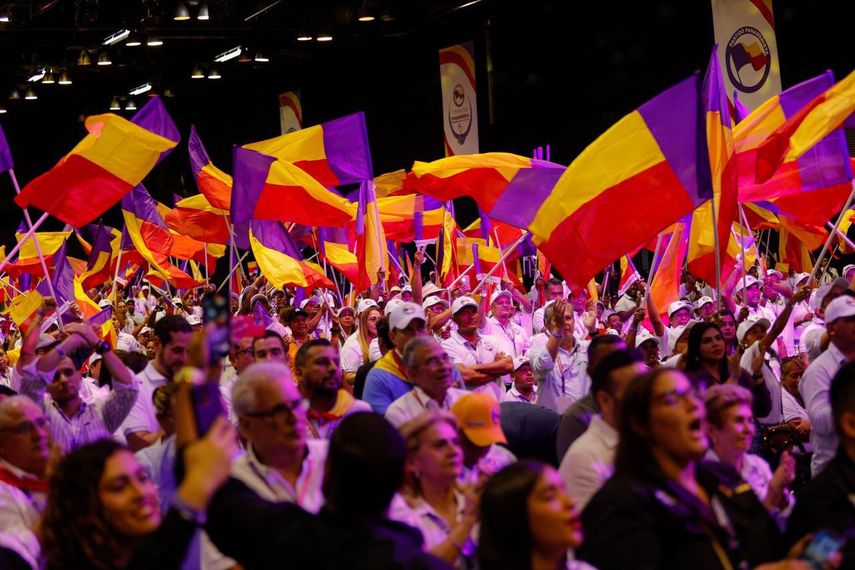 Panameñistas aprueban alianza con Cambio Democrático. Panameñistas aprueban alianza con Cambio Democrático.