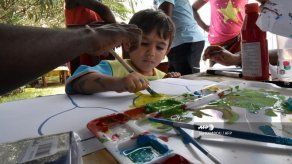 Niños con trastorno del espectro autista podrán salir con sus padres