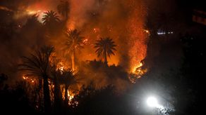 Dos fallecidos y 400 viviendas afectadas en Chile por incendio en Viña del Mar