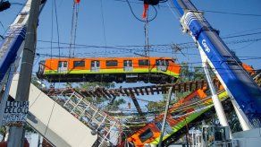 El miedo se apodera de pasajeros tras accidente en metro de Ciudad de México