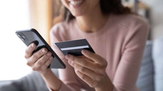 Pagos electrónicos crecen 4.18% en Panamá impulsados por la red Clave