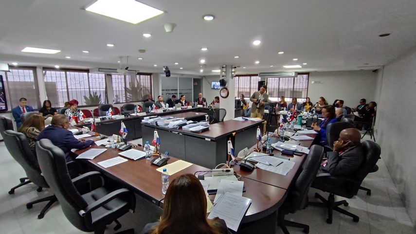 El titular del MIDA realizó un recuento de la labor que ha venido realizando la máxima entidad agropecuaria en apoyar a los productores de todo el país. El titular del MIDA realizó un recuento de la labor que ha venido realizando la máxima entidad agropecuaria en apoyar a los productores de todo el país.