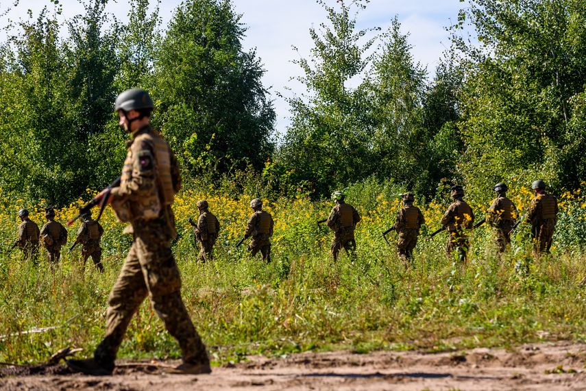Los países de la alianza militar están divididos sobre Ucrania, aunque Stoltenberg ha pedido a todos los miembros acatar un compromiso de 2008 de admitir a Kiev en algún momento. Los países de la alianza militar están divididos sobre Ucrania, aunque Stoltenberg ha pedido a todos los miembros acatar un compromiso de 2008 de admitir a Kiev en algún momento.