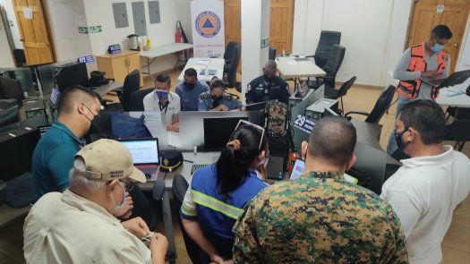 Estamentos de seguridad trabajan en plan de emergencia ante desastres naturales