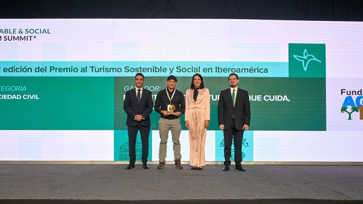 Panamá recibe reconocimiento en México por conservación de tortugas marinas