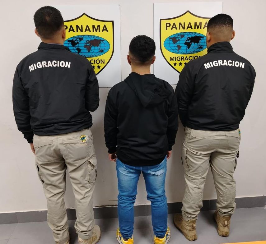 Panamá anuncia depuración en aeropuertos en lucha contra el crimen organizado