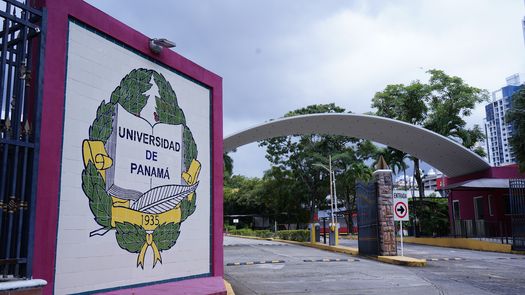 Universidad de Panamá.