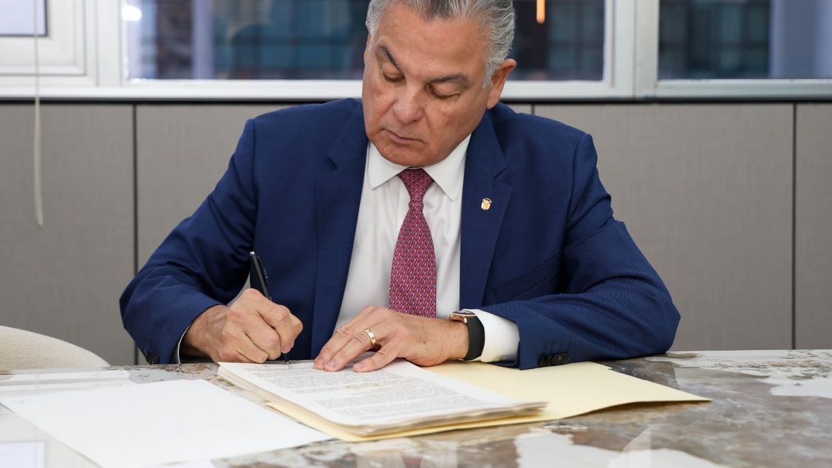 Contraloría refrenda contratos para operación de puertos de Balboa y Cristóbal Contraloría refrenda contratos para operación de puertos de Balboa y Cristóbal