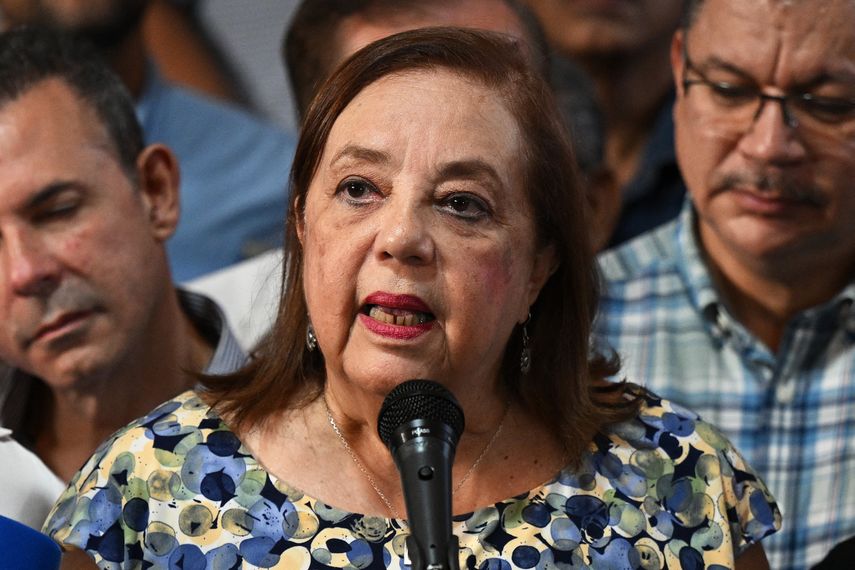 Chavismo impide inscripción de Corina Yoris por "fallo del sistema". Chavismo impide inscripción de Corina Yoris por "fallo del sistema".