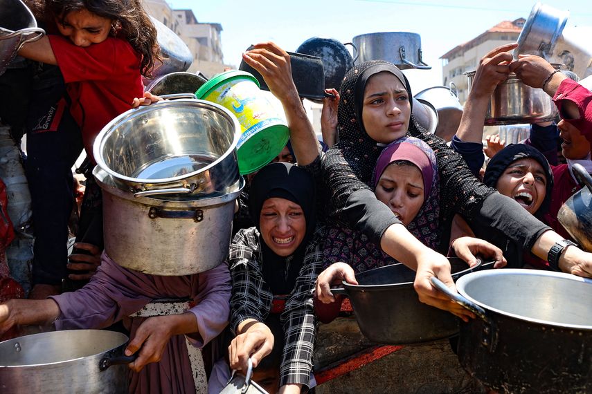 Israel aseguró este martes que "no hay señales de un fenómeno de desnutrición generalizada" en la Franja de Gaza, donde la ONU ha estado advirtiendo durante semanas sobre el riesgo de una hambruna. Israel aseguró este martes que "no hay señales de un fenómeno de desnutrición generalizada" en la Franja de Gaza, donde la ONU ha estado advirtiendo durante semanas sobre el riesgo de una hambruna.